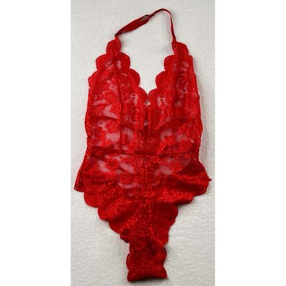 Tops - Floral Lace Halter Bodysuit‎ Plunging Neckline Low Back Adjustable Red M